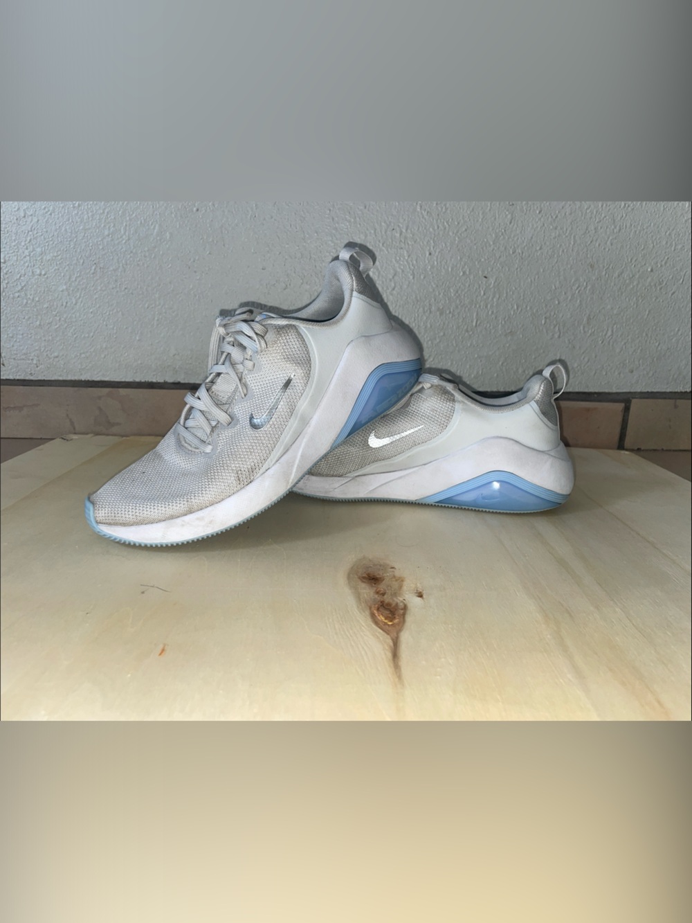 Nike Women's White and Light Blue Low-Top Sneakers Wmns 8.5